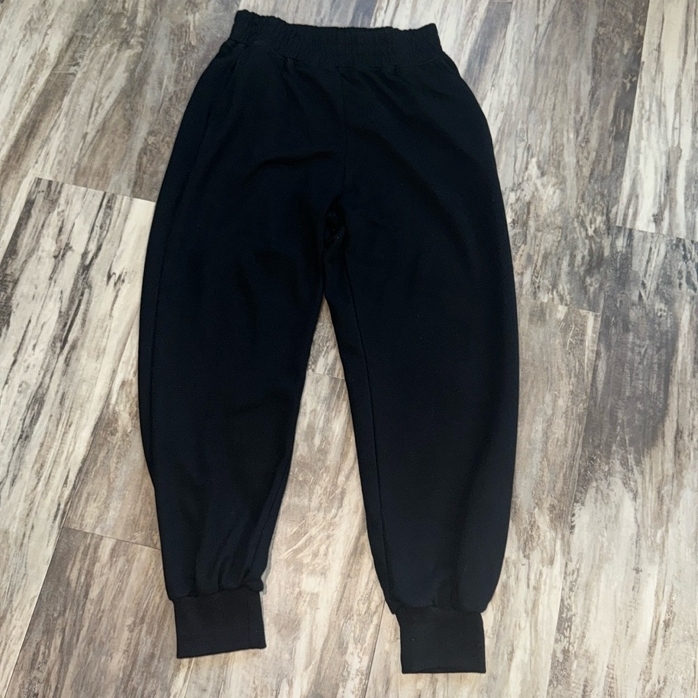 Yovela Sweatpants Women’s Size Medium Black Joggers High Waisted heavyweight